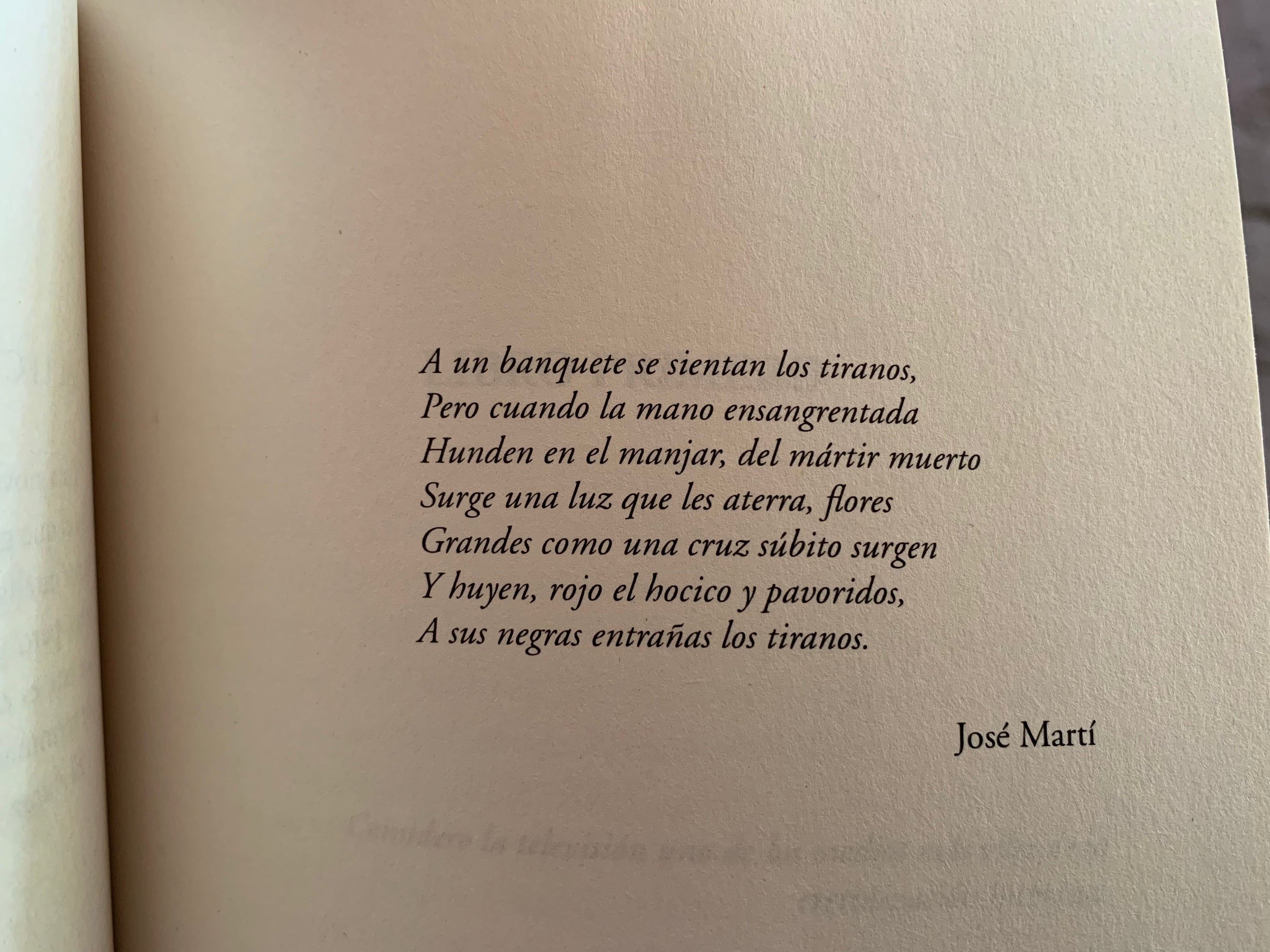 A sus negras entrañas